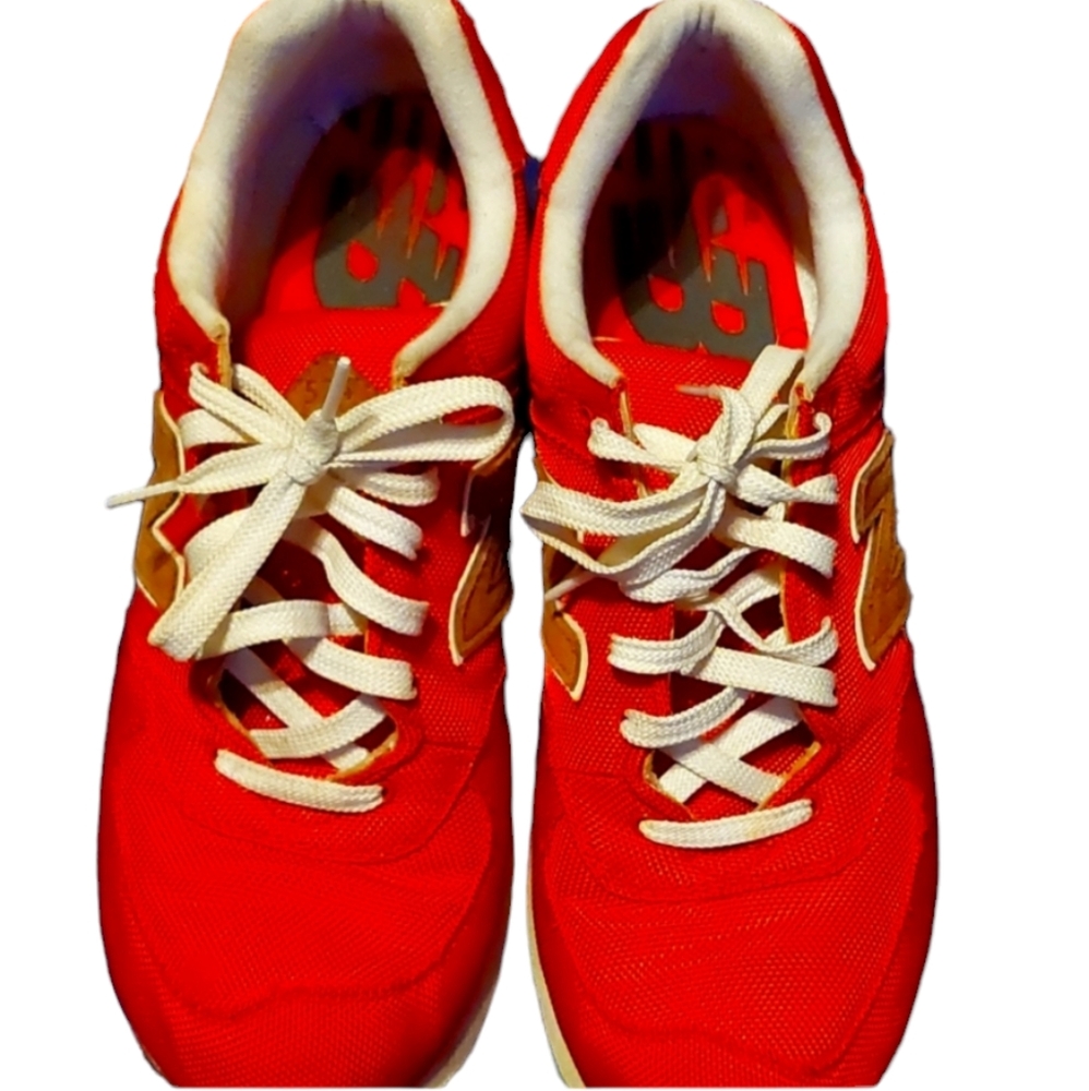 New Balance Tennis Shoes
